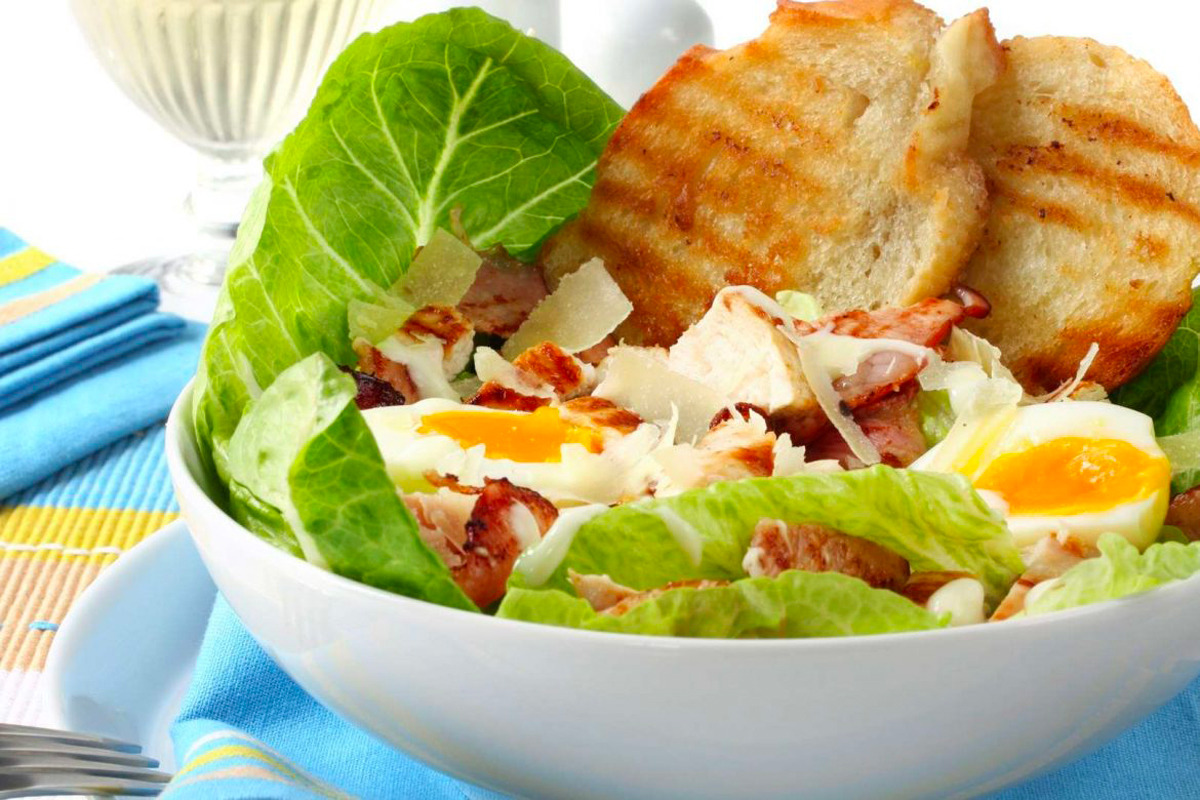 Caesar salad con maionese al tartufo